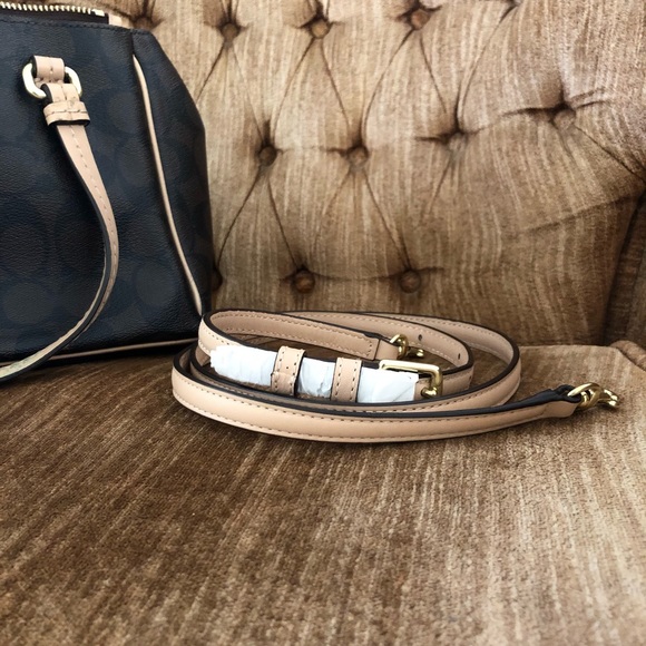 Coach signature mini surrey carryall - Picture 6 of 9